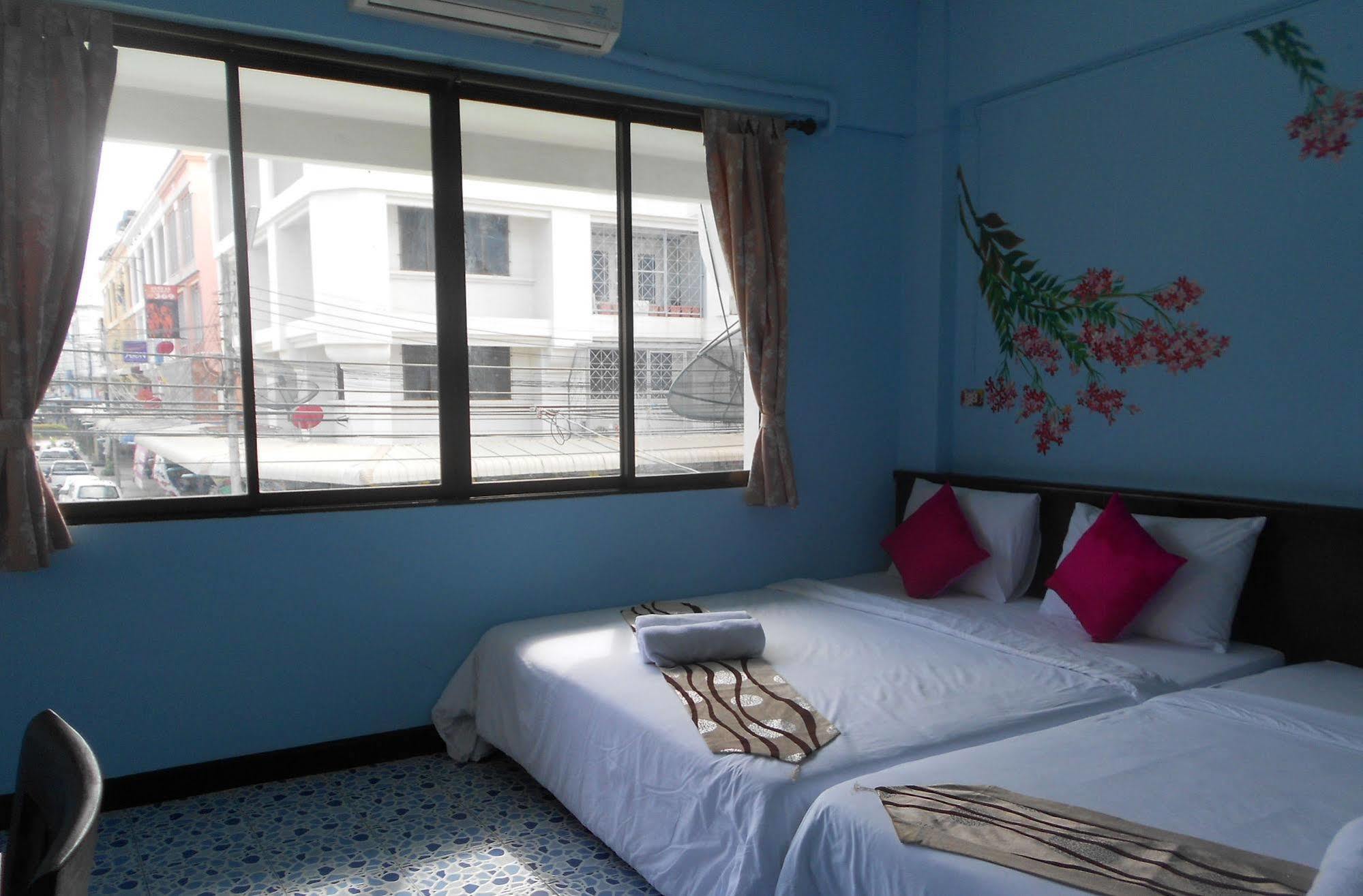 קראבי Sweet Home Guesthouse מראה חיצוני תמונה
